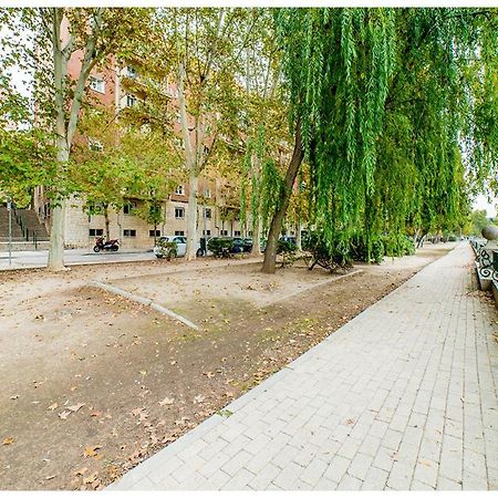 Apartamentos Madrid Rio מראה חיצוני תמונה